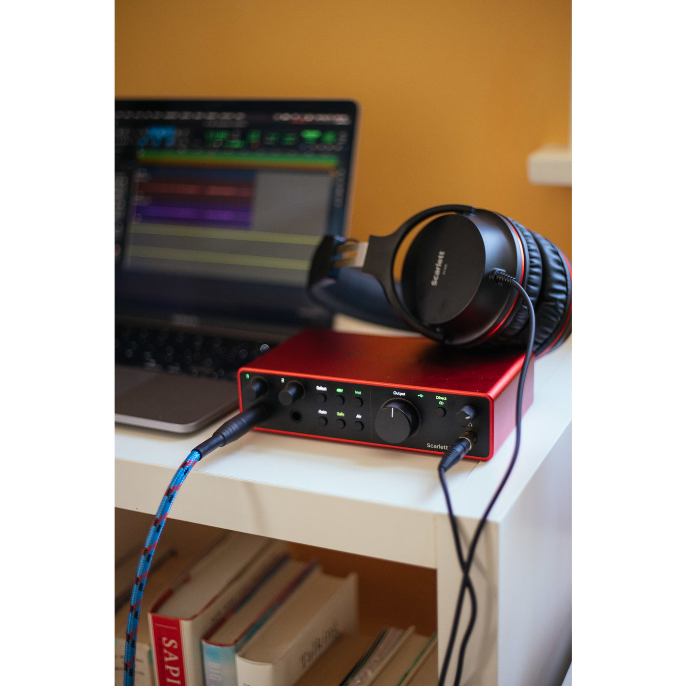 Focusrite Scarlett 2i2 Studio Bundle (4th Gen) USB Audio Interface with Mic & Headphones, Professional Quality Audio Equipment for Studio Musicians, Guitarists, & Producers