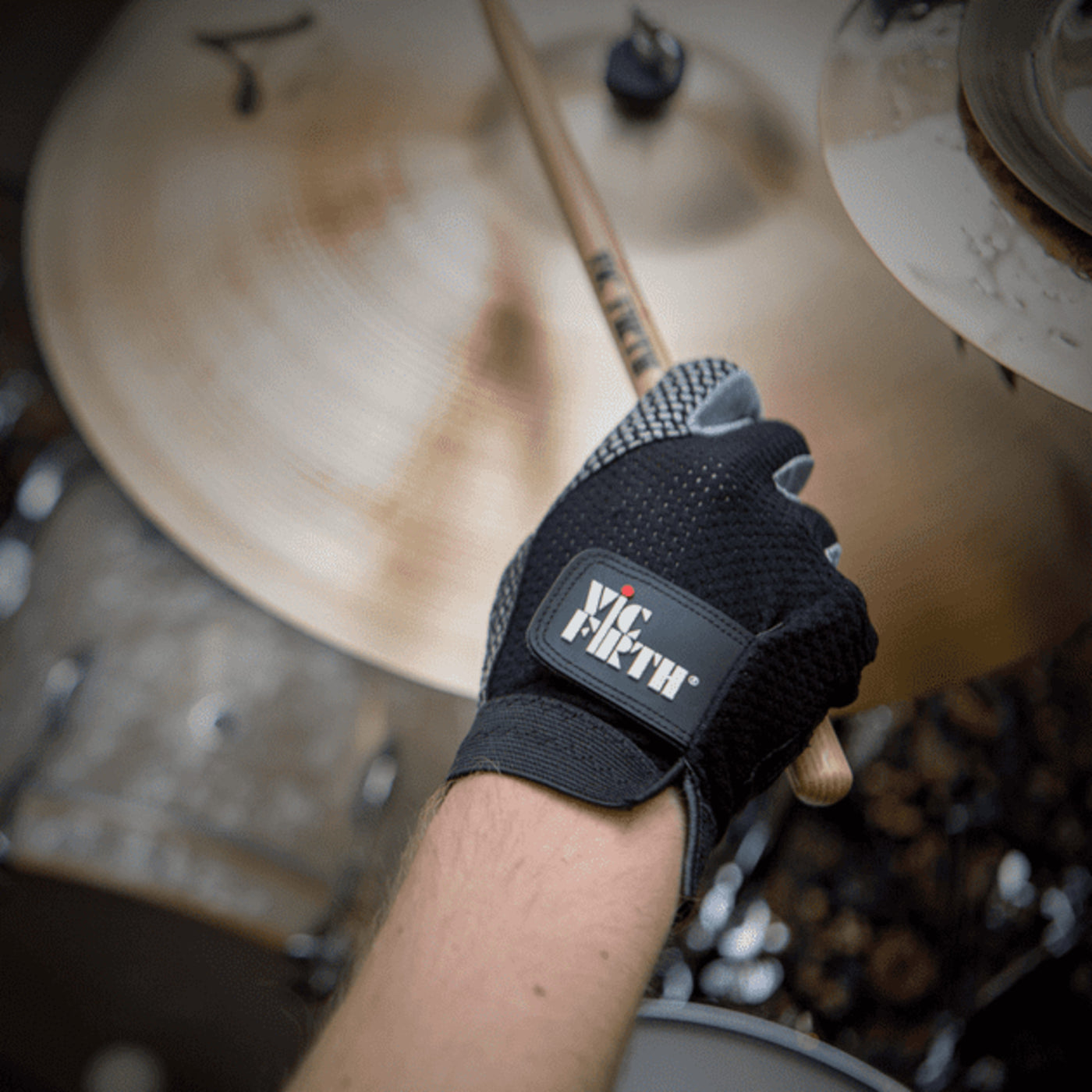 Vic Firth Vic Gloves – Large Percussion Accessory (VICGLVL)